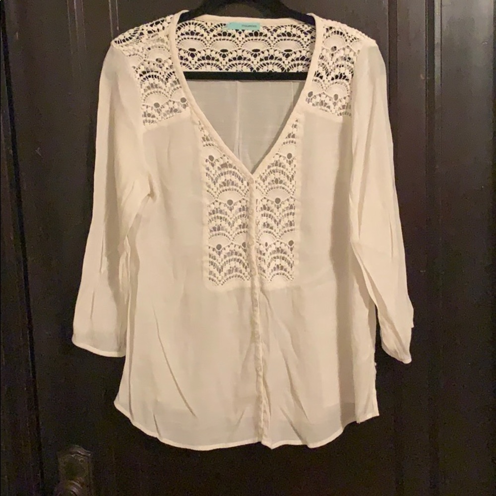 🛍 4/$20 🛍 White Linen Crocheted Lace Blouse
